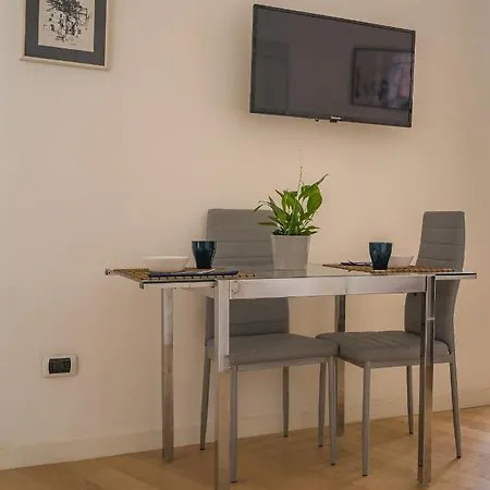 4 Giornate Apartment Napoli Esterno foto